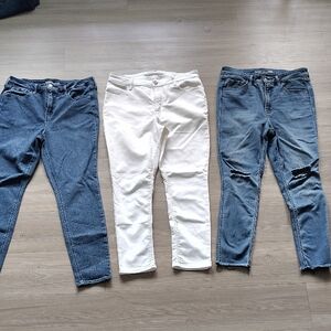 Old Navy Trio: Skinny Jeans